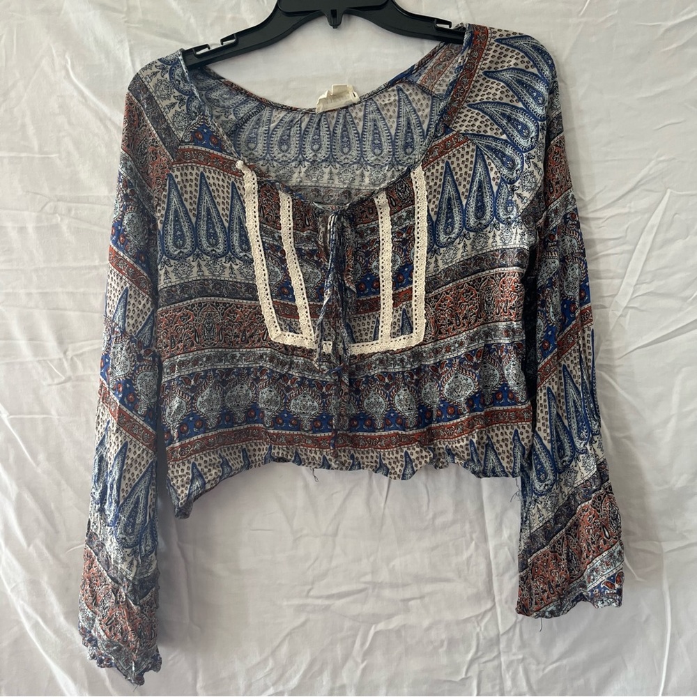 LA Hearts bohemian paisley crop top